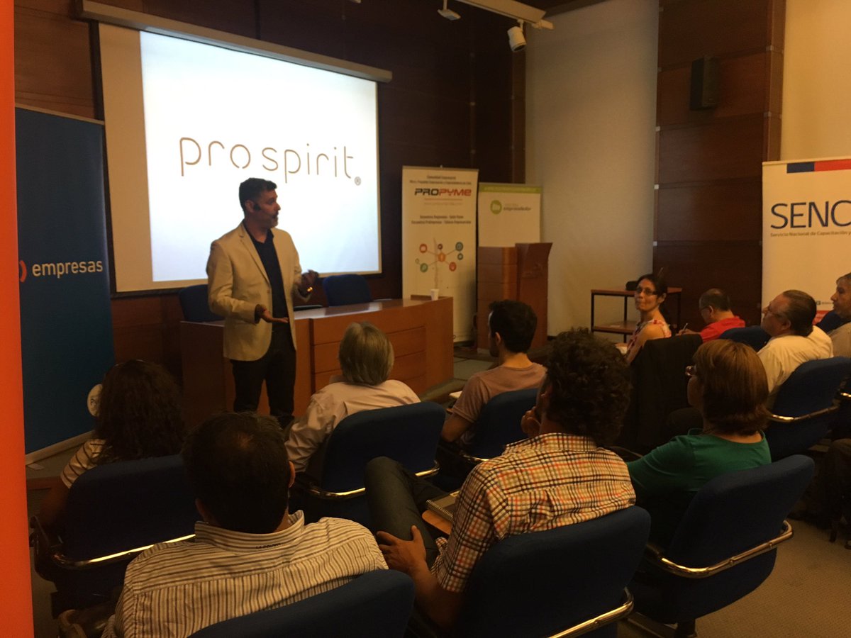 ProPymeChile's tweet image. Comienza el último ProEmpresas 2016 con @joseignacionate de @Pro_Spirit y su charla: "Liderando mi empresa o emprendimiento sin límites"