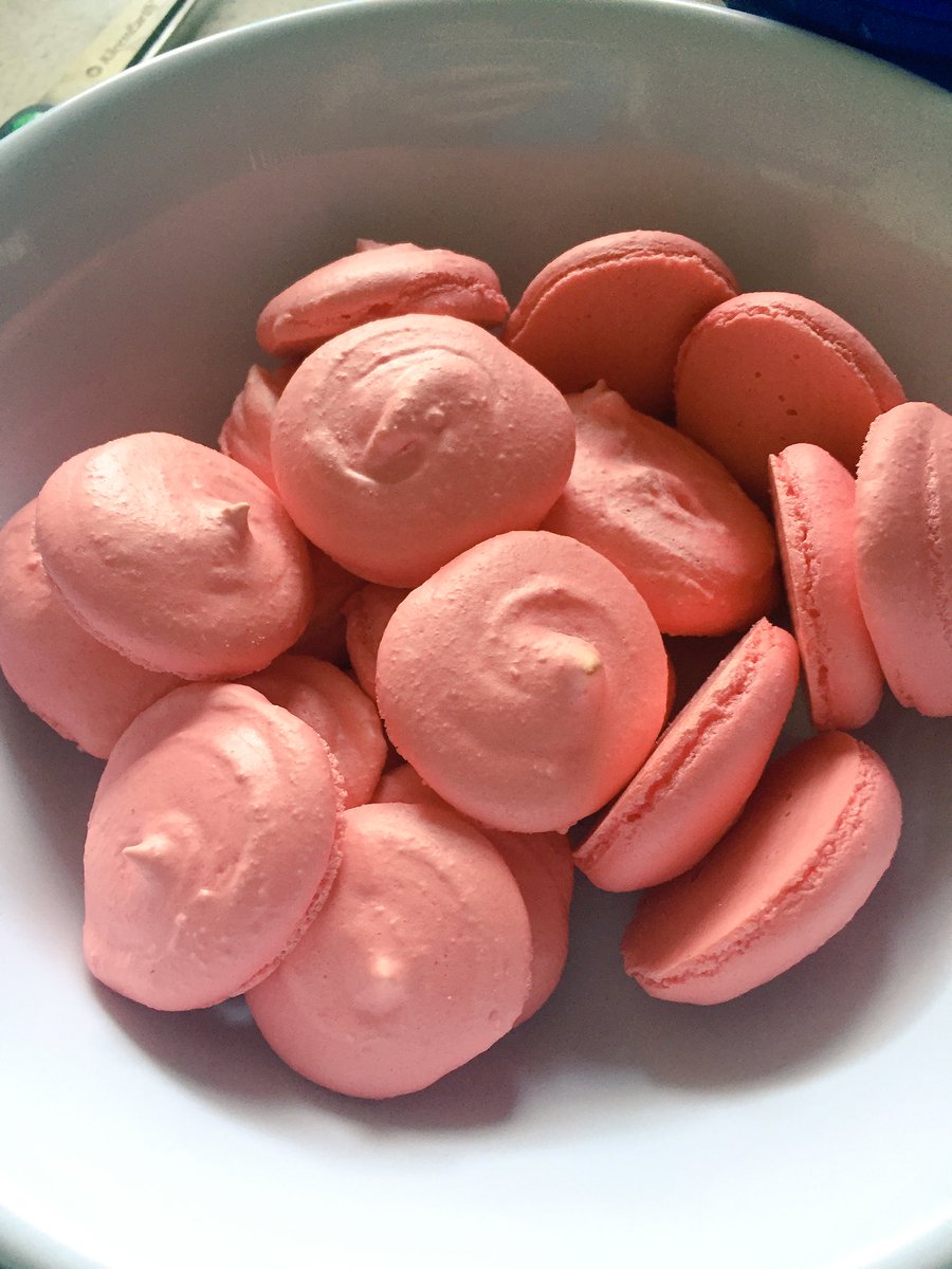 SamiSuzie's tweet photo. First batch of failures... #MacaronsAreHard https://t.co/YCE1W6oeh7