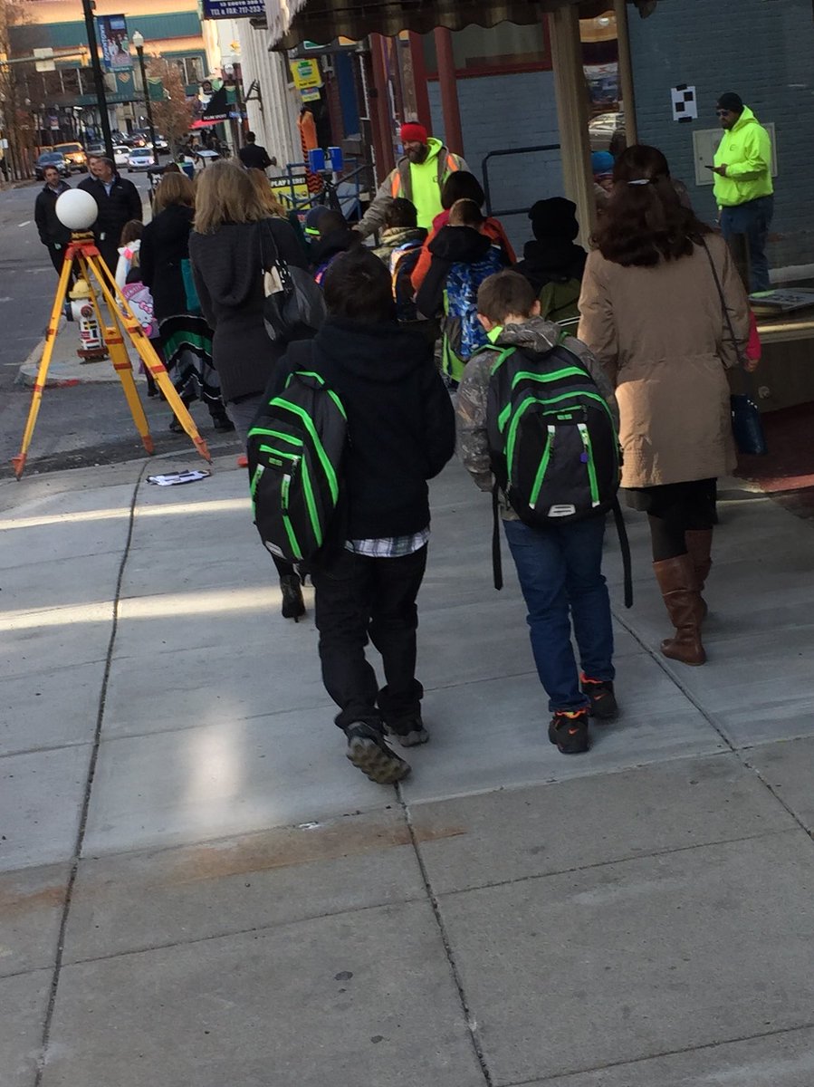 mrskbobby's tweet photo. #MyFuture ...yikes!! #science fun #how to be safe in the city #manners experts #nycsdstory https://t.co/0C3axL7Rek