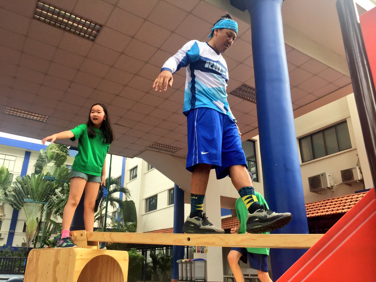 cevillawolf's tweet image. @PhuHua leading the way at #ishcmcsportday16 #balancedlearning