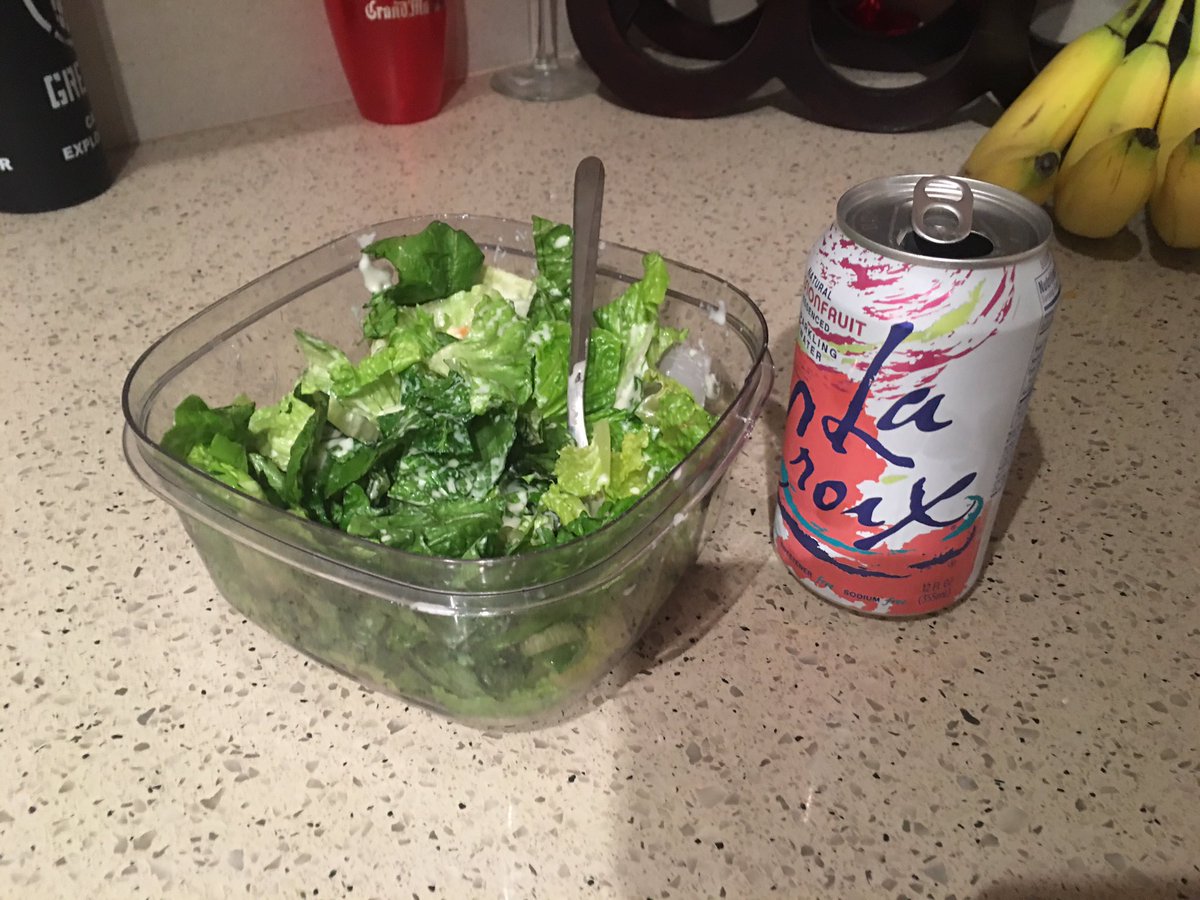 billsomethin_'s tweet image. #aesthetic #ashell #fitfam #squats #salad