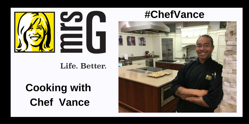 NewJerseyBuzz's tweet photo. Sat, Dec 17 @jennairUSA Cooking with #ChefVance @Mrs_Gs
2-4pm. He is Making #PotatoLatke learn and sample #Hanukkah https://t.co/kMvCwaocQI
