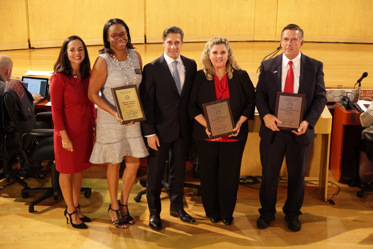MDCPS's tweet photo. 56 schools earned gold, silver or bronze #STEM designation for integrating &amp; immersing science, tech, engineering &amp; math into curriculum. https://t.co/zKQLhPvaQL