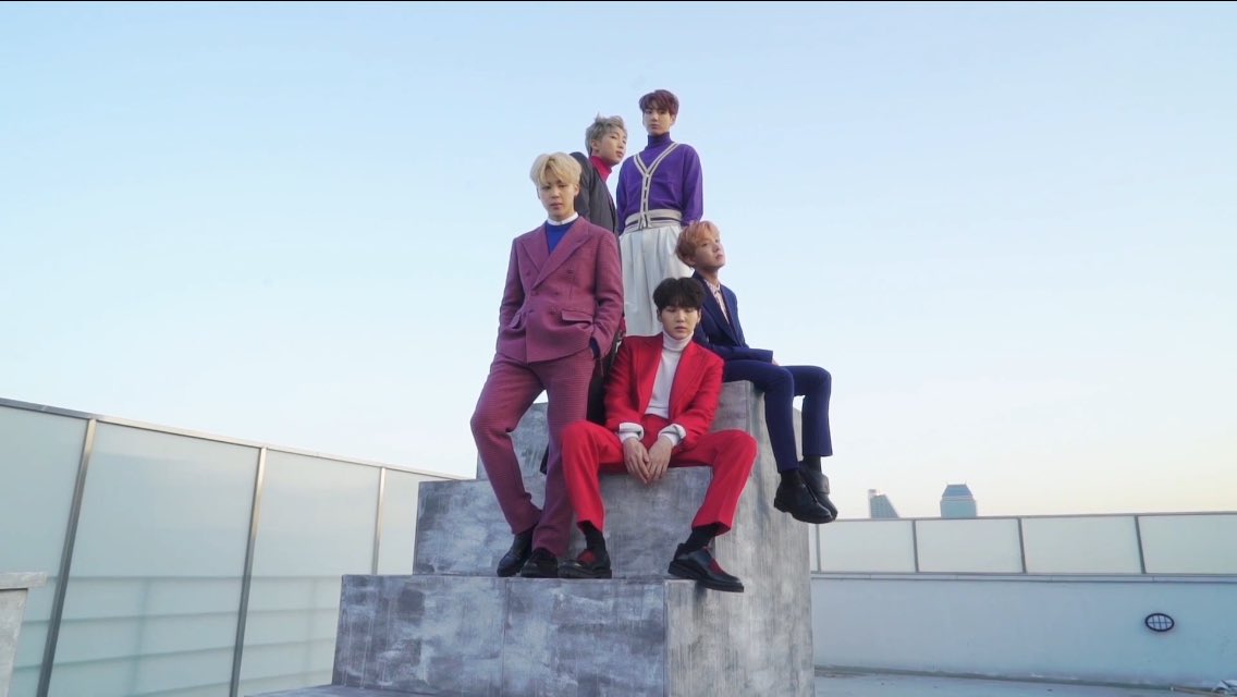 BTS_National's tweet photo. Singles Magazine's Cover Story - BTS January 2017 Issue (https://t.co/qh3pNo8xdU) #방탄소년단 https://t.co/ntN39COjmw