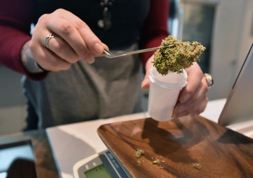 BostonGlobe's tweet photo. It's official: Marijuana legalization will take effect in Massachusetts on Thursday. https://t.co/5L8BNXL9xu https://t.co/bE0kcNKQFm