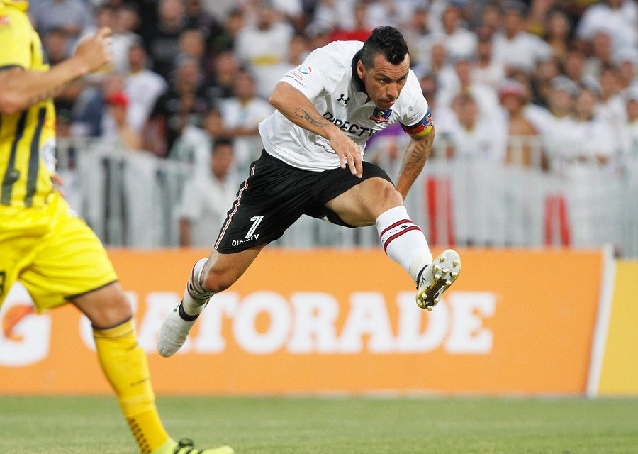 adnradiochile's tweet photo. Luego de 20 años Colo Colo vuelve a levantar la Copa Chile en el estadio Nacional #FinalCopaChile #FinalEnADN

📻https://t.co/f7bl0drEf7 https://t.co/7gOA3i9eIy