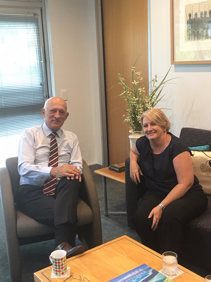 In #Cairns with <a href="/CairnsChamber/">Cairns Chamber</a>, <a href="/BobManningMayor/">Bob Manning Mayor</a> &amp; other key stakeholders talking about exciting increase in #construction &amp; #tourism