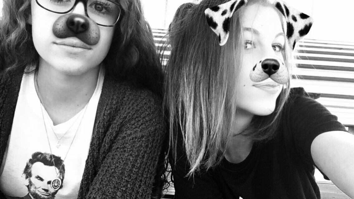 gabbykostiew's tweet photo. late birthday to my fav🤙😽 @KoraKostiew 💘 https://t.co/TXmNEdZfIs