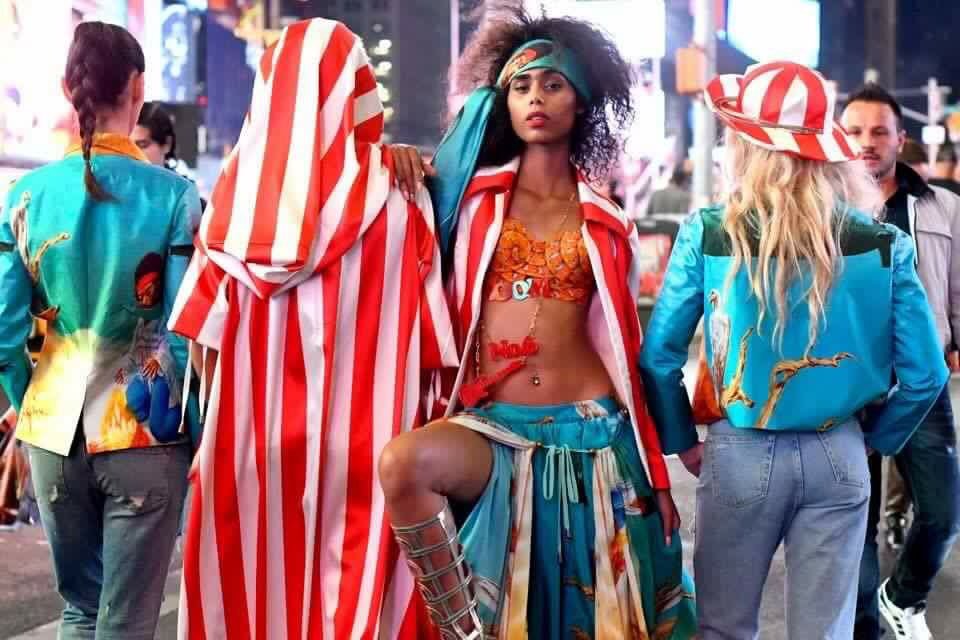 catch__michelle's tweet photo. Soon out #SS17 #Campaign shot #DouglasBassett #Producer @MyraSecretCode #TSCOF #CatchMichelle #Model @FlorenceHorman #RoomNo6 #JimiHendrix https://t.co/Io8RQXbBax