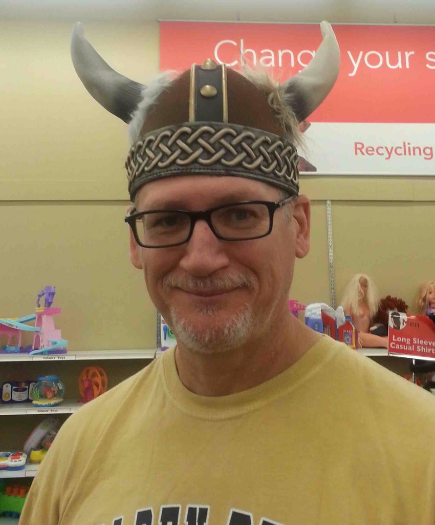 Slade2Rick's tweet image. I believe you should take life by the horns...live, laugh,shit and giggle !!