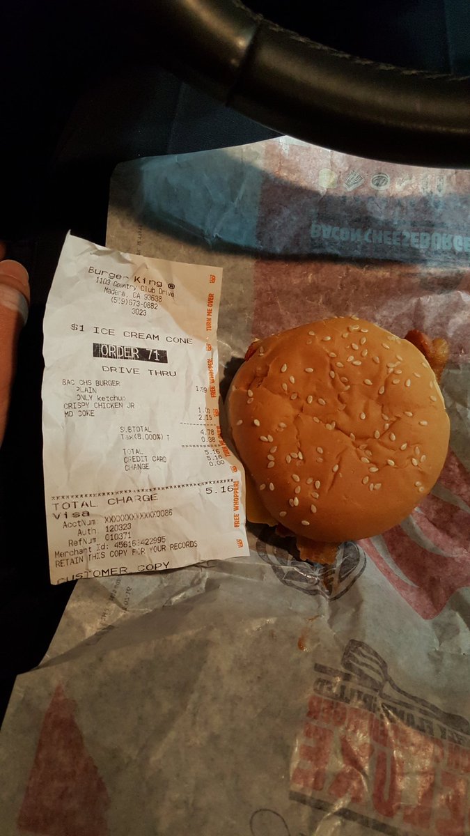 AverageJoeCop's tweet photo. Thank you @BurgerKing....just what I wanted to start my overtime shift with....

#hungrycop #sadnessisanemptybun
#copthoughts https://t.co/BT3t59M6Du