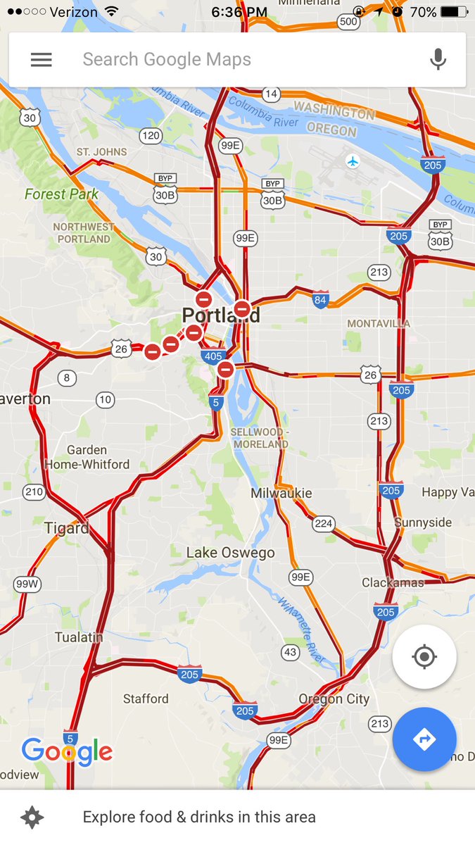 JimiJonny's tweet photo. Someone is getting fired @PBOTinfo #pdxsnow #pdxtraffic #snowpocalypse #snowpdx don't eat yellow snow #fml https://t.co/ekT1jaSPr9