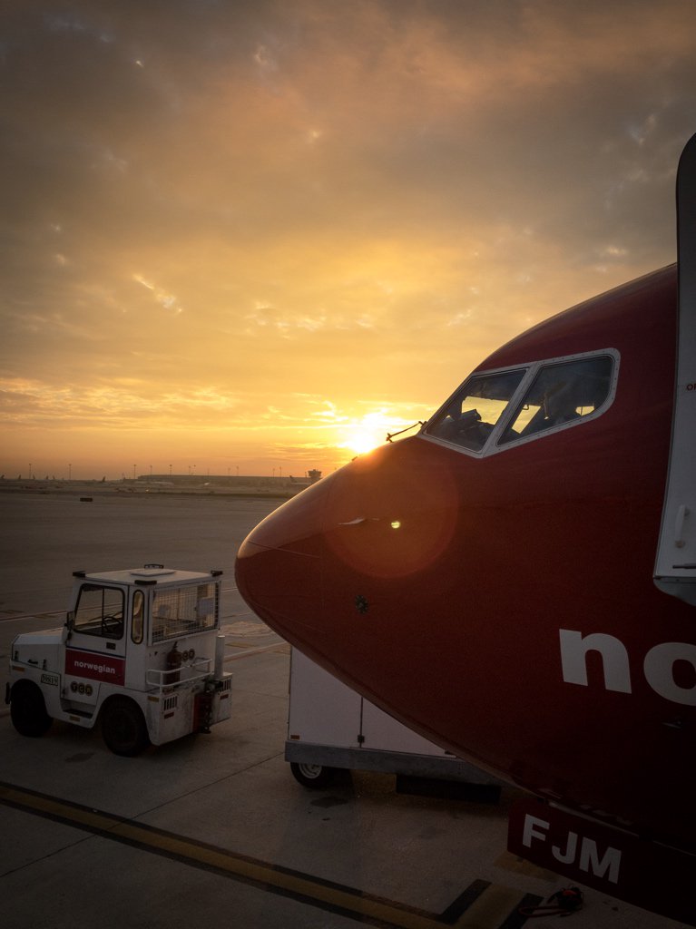 dronie_dk's tweet photo. Morning flight out of BCN with @fly_norwegian https://t.co/rRrWSHUTcU