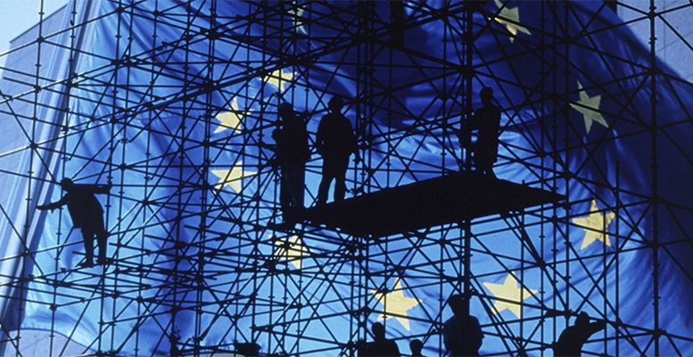 The case for fiscal expansion in the #Euro area? <a href="/EuroBriefing/">Wolfgang Munchau</a> <a href="/EurogroupIdeas/">Eurogroup Ideas</a> <a href="/voxeu/">VoxEU</a> <a href="/telos_eu/">Telos</a> warningsignals.wixsite.com/warningsignals…