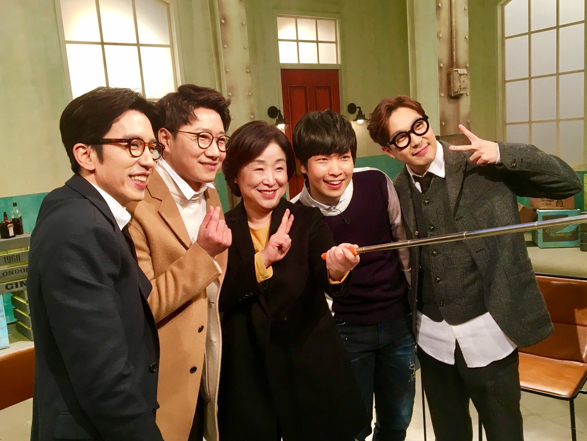 많은분들이 연락주시고 온라인상에 소감 남겨주셨습니다.^^ 조금이나마 여러분과 통(通)할수있는 시간이었다면 더할 나위 없겠습니다. (탄핵당할 정도의 '노잼'은 아니었기를..!^^) 더 '괜찮은' 정치인이 되겠습니다. JTBC 말하는대로 화이팅! 하희열!