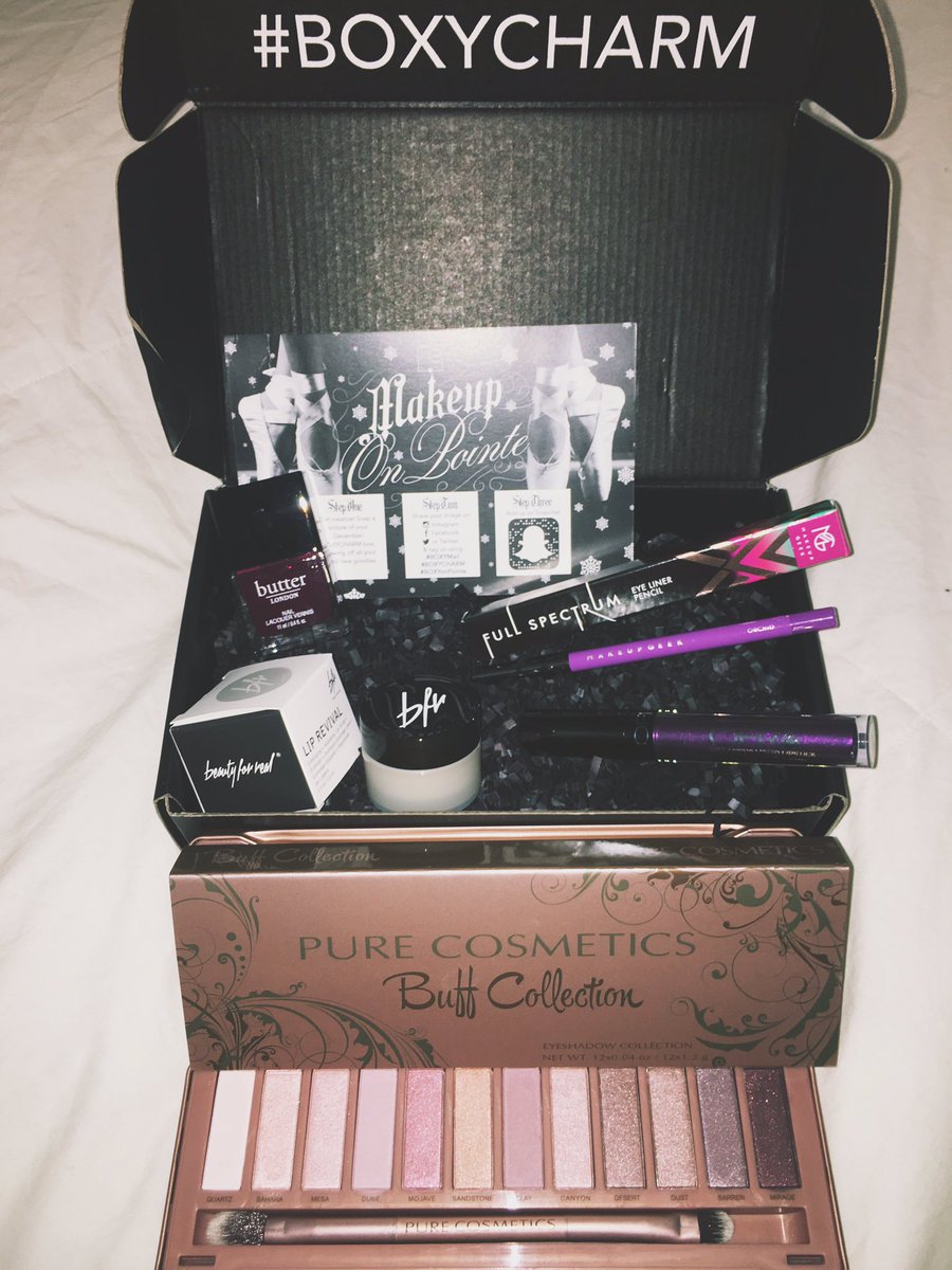 stephanayyeee's tweet photo. early Christmas gifts ππ #BoxyMail #BoxyOnPointe #BOXYCHARM https://t.co/mCSA4TFroK