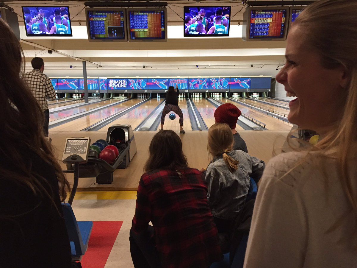 oiselle's tweet photo. Nest Holiday Party 2016 = Bowling + Roller Derby... We don't like to have fun. #formonpoint https://t.co/gpzK0incWP