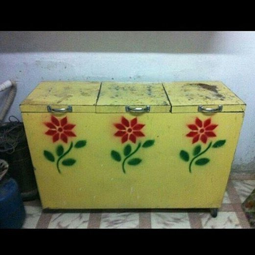 رز* ، سكّر ، طحين .

ملاحظة : لازم رز الرصيّص 😌