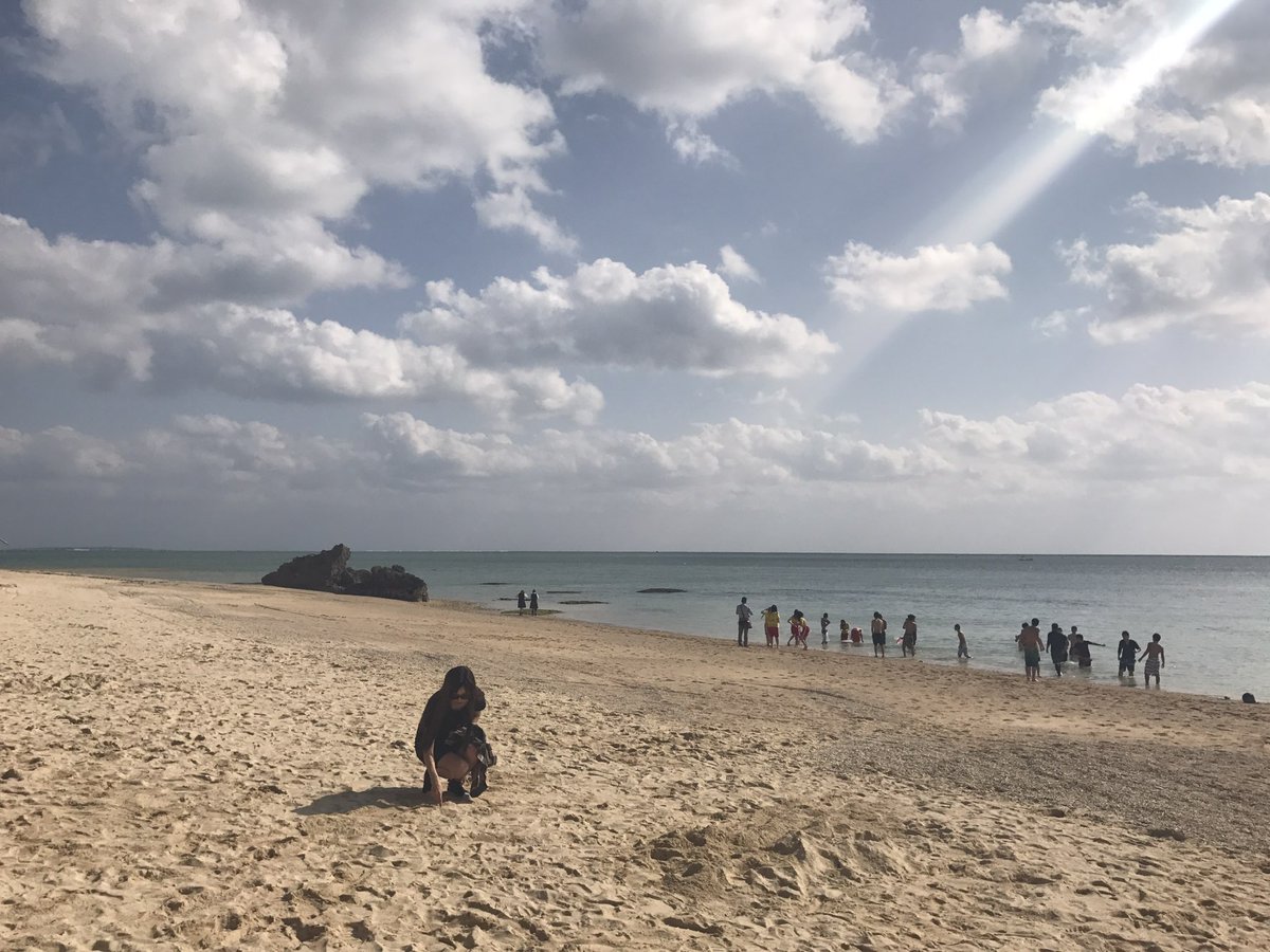 오늘의 구름과 나, 그리고 수영하는 사람들