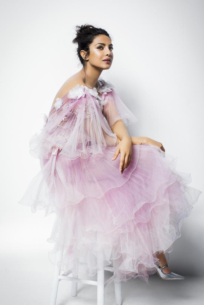 vaibhavip_18's tweet image. I just voted for Priyanka Chopra to win Favorite Dramatic TV Actress at People&apos;s Choice Awards 2017 goo.gl/18OF0g #QueenPriForPCA