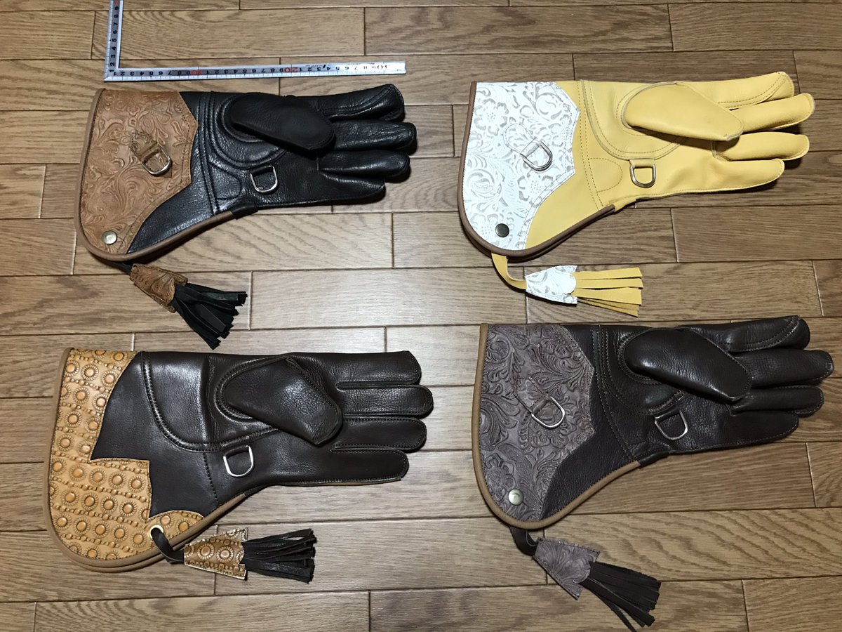Hunting Animal En Twitter 新入荷速報 ファルコングローブ 型押し花柄 4タイプ入荷しました サイズは通常のs Mくらいの感じですね 比較的柔らかく扱い易いグローブです 中型から大型くらいの猛禽に適しています Hunting Animal En Twitter 新入荷速報 ファルコングローブ 型押し花柄 4タイプ入荷しました サイズは通常のs Mくらいの感じですね 比較的柔らかく扱い易いグローブです 中型から大型くらいの猛禽に適しています