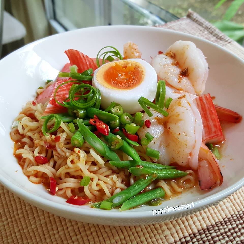 GirlsTalkThai's tweet photo. รวมผลงานทำ "มาม่า" กินเอง ประจำปี 2559 https://t.co/5YtyGaHCYr https://t.co/2V6sstdPj1