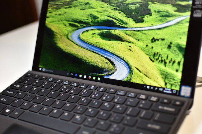guadagnareclick's tweet photo. #Acer Swift Alpha 12 - la nostra recensione #review #Alpha12 https://t.co/yHOLTK4x60 https://t.co/iV8O5F2Cyx