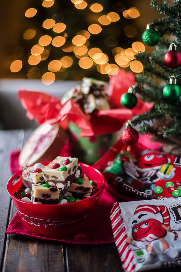 crumbykitchen's tweet photo. So many ways to love the holidays! Triple Chocolate M&M Peppermint Bark Fudge AD @Walmart @MilkLife #BakeInTheFun https://t.co/94QEILAsqm https://t.co/4zjnKNGpTf