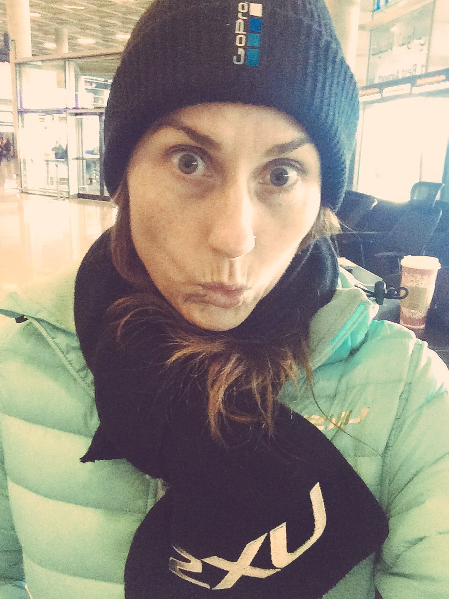 SC_Stardust's tweet image. Oooooo, it's a tad chilly. #Jordan #adventuretravel #2xucompression