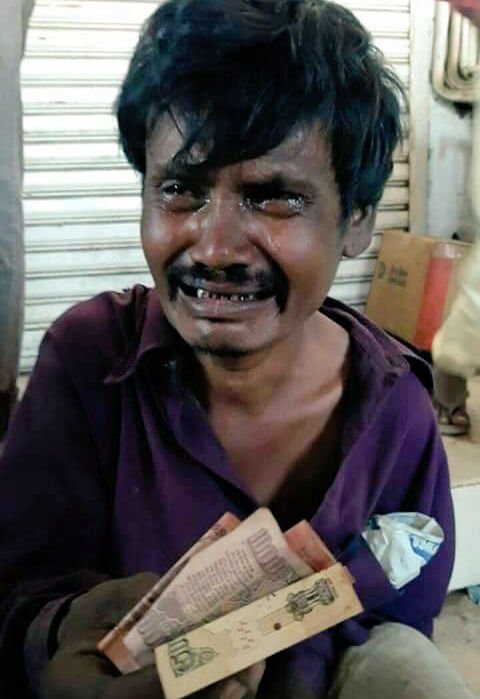 Rajnikant_INC's tweet photo. If Feku is a Fakeer
Then➡These Crying Indians are "Rich" 👎
 
#थरथर_मोदी
#YoModiSoFakeer https://t.co/OHpJyJey3y