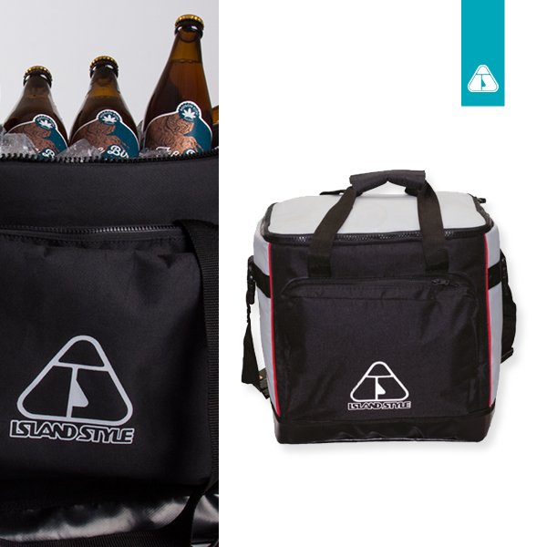 ISLANDSTYLE81's tweet photo. Stash your wetsuit during the week and keep your Klippies &amp; Cola cold on the weekend.
Shop: https://t.co/9yWcWcdYgl
#coolerbag #beach https://t.co/8eIWTYZOAa