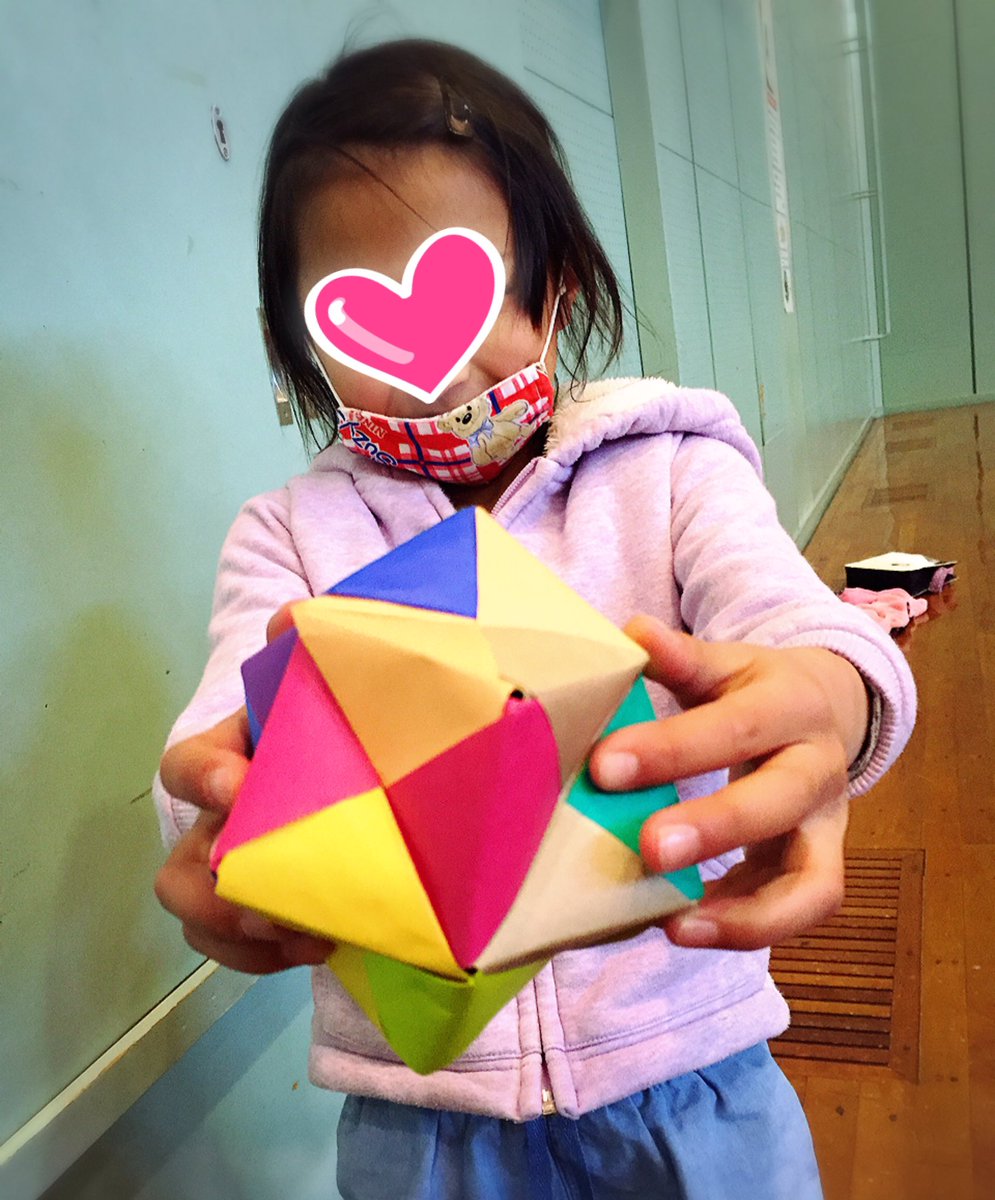 DABOSTAFF's tweet image. カラフルな贈り物🎄
少し照れながら手渡してくれました😊
ありがとう✨

#DANCE #tinystep #五井 #プレゼント #danceartbox