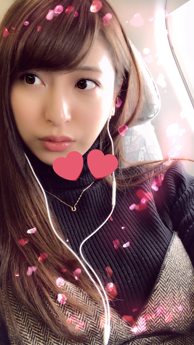 shoko_a1122's tweet photo. 台湾到着です🙌💕

お仕事だよー\( ˆoˆ )/ https://t.co/cS1m7DUgLM