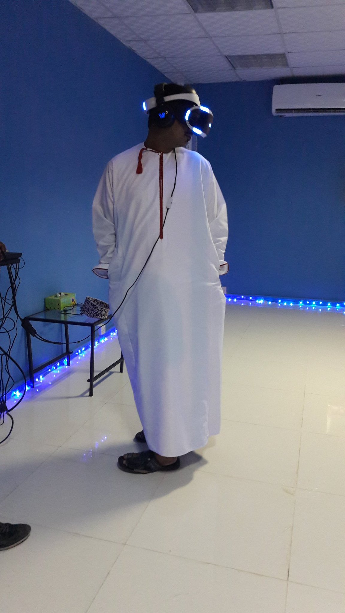 Vrsa oman on Twitter "Virtual reality VR First time in Oman Visit our