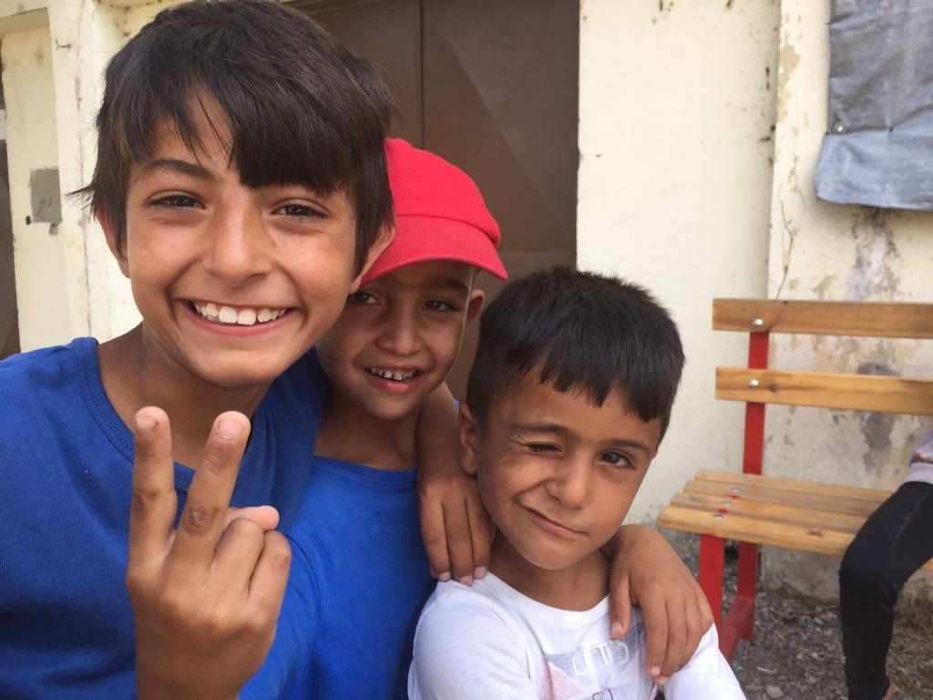 ShoeThatGrows's tweet photo. We're sending shoes to Greece! #ShoesForRefugees #CarryTheFuture #PracticalCompassion https://t.co/m91XgNIKL8 https://t.co/34cZ4IycHI