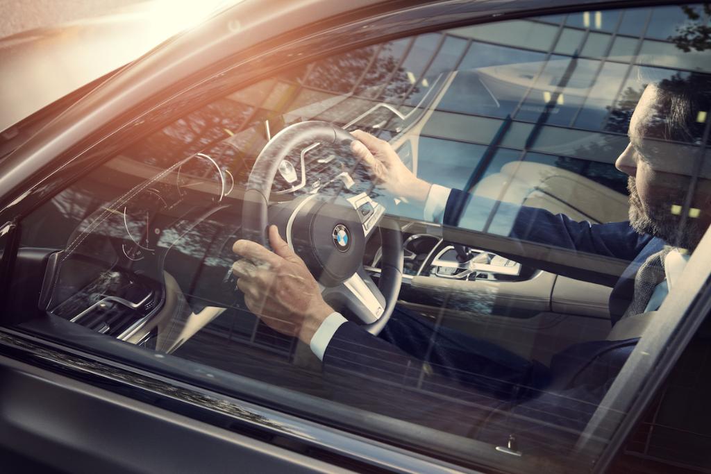 Luxury mobility to the max.
The #BMW #M760 Li xDrive Model V12 Excellence.
Photos by @RakeMagazine and Nick Wilson. bit.ly/2gyFjbu