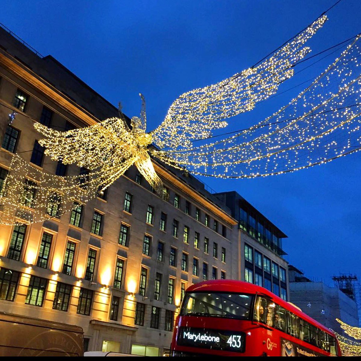Sparkling Angels in the night sky.... 10 more sleeps 🙌 #christmas #angels #excited xAx