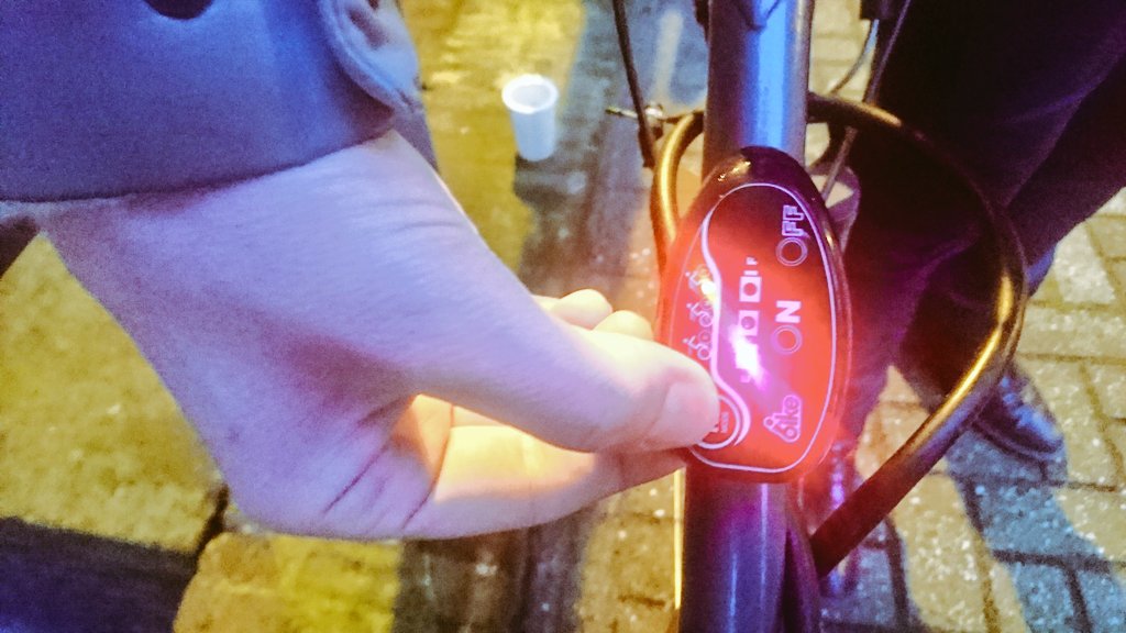 NewWorldCampus's tweet photo. Playing with the electric bikes from @Lock_and_Charge!  To be pilotted soon... #bikeshare #newworldcampus https://t.co/ouIT94owou