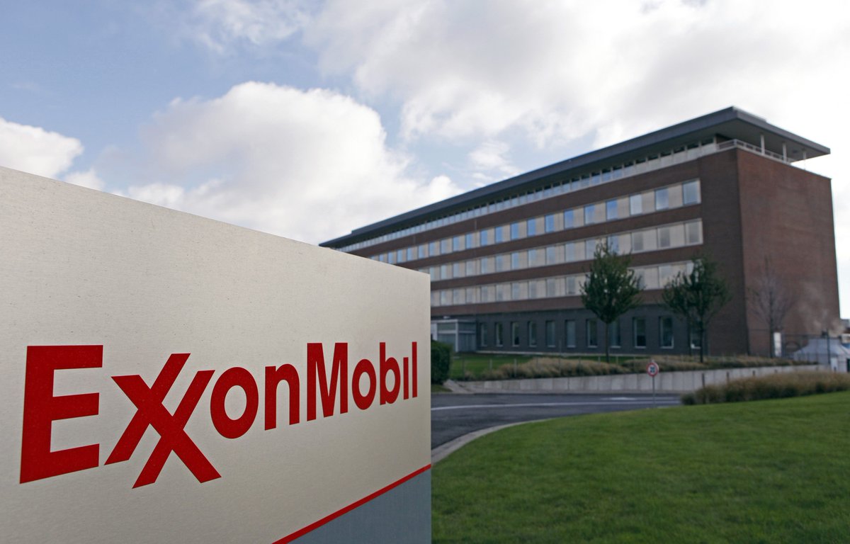 Exxon Mobil names Woods chairman, CEO to replace Tillerson
#ExxonMobil #NewCEO

pacificenergyassociates.com/news/exxon-mob…