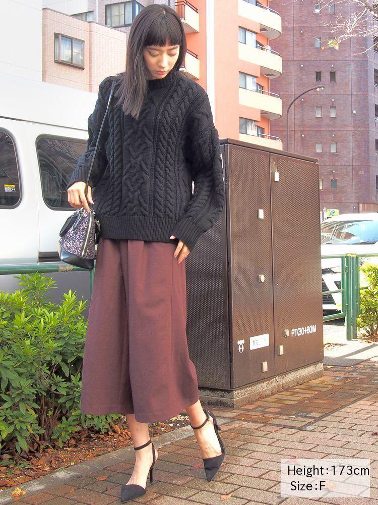 ANDFLAT's tweet photo. 【EMODA❤︎NEWARRIVAL】
ケーブルバックスリットニット
¥6,900+tax
バックスタイルに大きくスリットが
入ってるため後姿が映えるニットです☺️
#andflat #emoda #2016aw #エモダ #松山 #大街道 #セレクトショップ https://t.co/EMNL54nun6