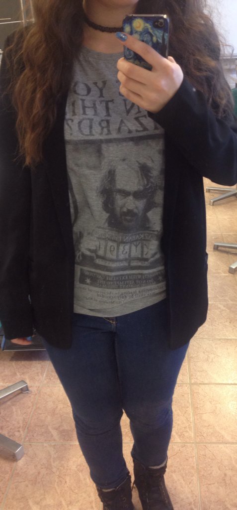 Fandomwrs's tweet photo. Have you seen this wizard? #mirrortext https://t.co/f1TyeULDr8