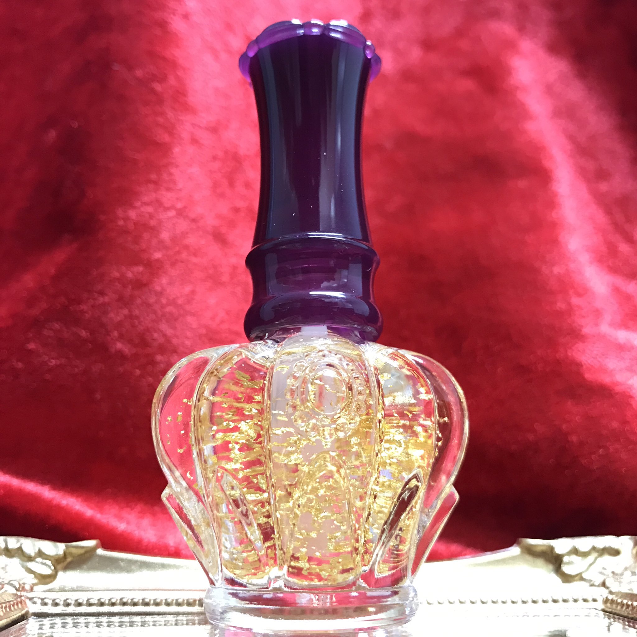 Anna Sui Cosmetics まるでスノードームみたいな きらめくネイルケアオイルで 乾燥しがちな指先をしっかりケア アナスイコスメティックス Annasuicosmetics ネイル ネイルオイル キラキラ クリスマス プレゼント T Co K4pygkdxky