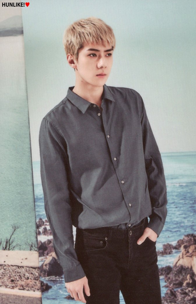 SMent_EXO's tweet photo. [SCAN] #EXO 2017 Season Greetings - Sehun
cr. HUNLIKE! https://t.co/M83qjysHyQ