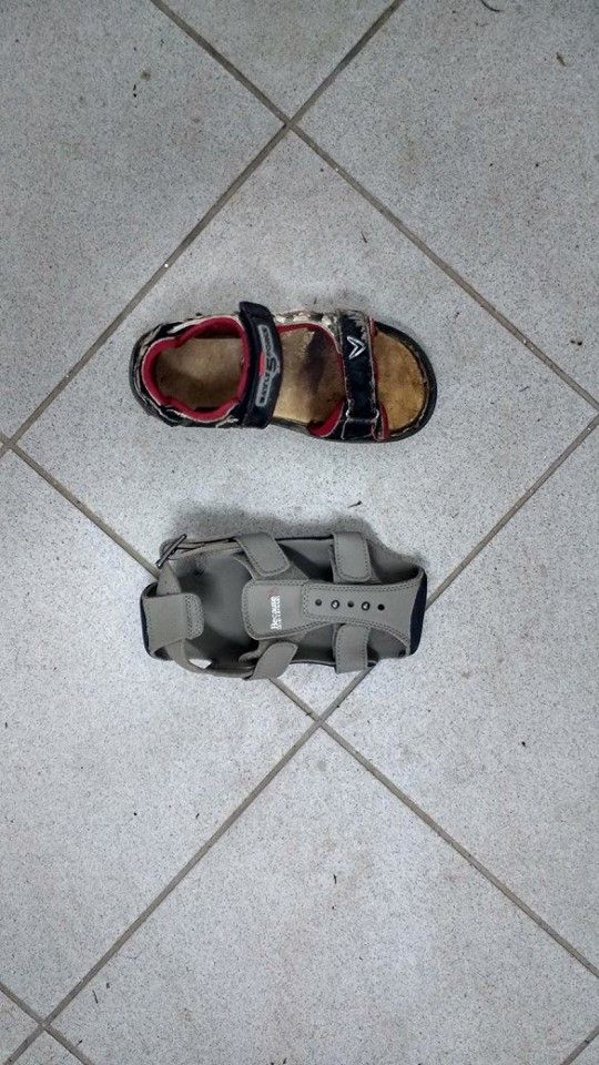 ShoeThatGrows's tweet photo. #ShoesForRefugees: $15 = 1 pair of shoes. #CarryTheFuture #PracticalCompassion https://t.co/btAcFnXa14 https://t.co/VmAxiCjx8G