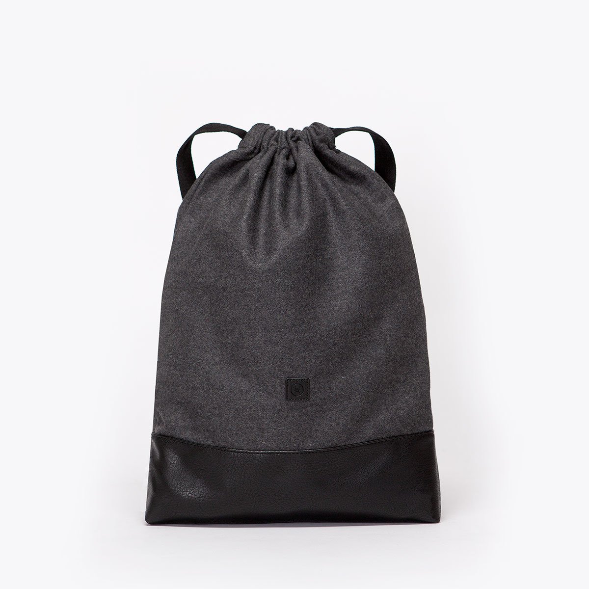 UconAcrobatics's tweet photo. The Volker Bag out of the Highland Series is now available at our online store | https://t.co/Zx0cLZ6HKO | Price: 39€ https://t.co/SY2Duwl9zm