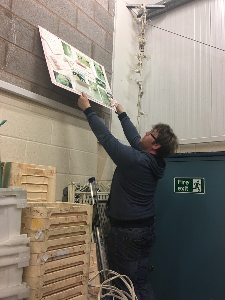 FlowerJane1's tweet photo. The amazing Daz from @typicaltypeuk nothing is too much trouble #typicaltype #lovementhatwork #perfectionist https://t.co/KGFh19xYKk