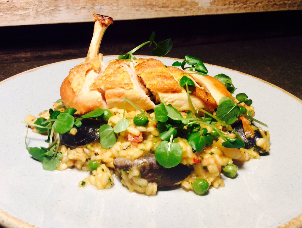 millstreetpub's tweet photo. Today's Vardy Special, Smoked Chorizo & Chicken Paella. It's his favourite. #millstreetpubandkitchen #epicpubs #jamievardy #votejamievardy https://t.co/TaLkkrNoTk