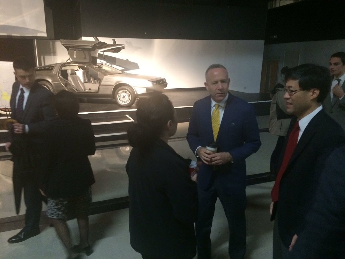 sacstartup's tweet photo. Two days in &amp; Mayor @Steinberg4Sac already showing #innovation commitment #sactothefuture #startupsac #sactech https://t.co/zXxs2oa2KK