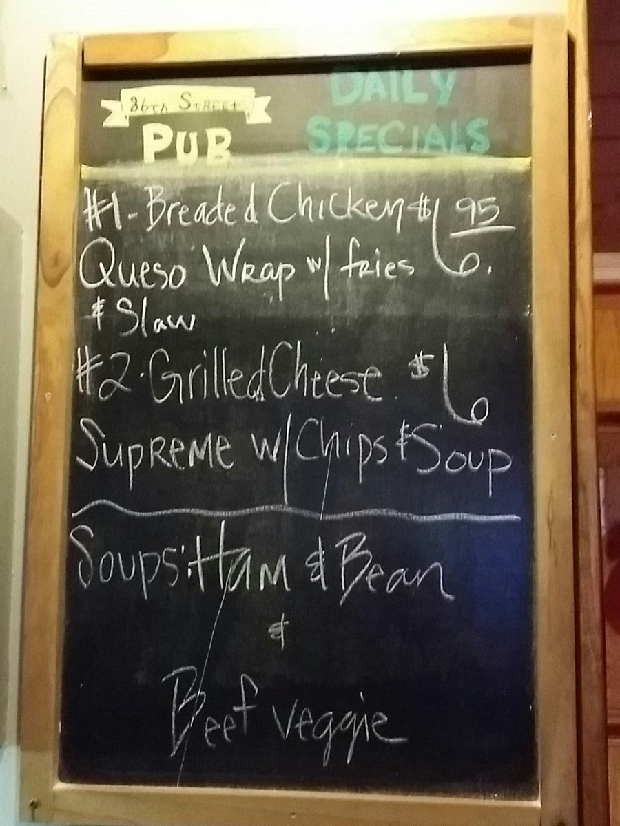 86thStPub's tweet photo. Warm your insides with these hot lunch options! Also: @3floyds Zombie Dust and @BywayBrewing Oat Street Porter on tap for $3.50-Thursday! https://t.co/rA8ZH4Gn73