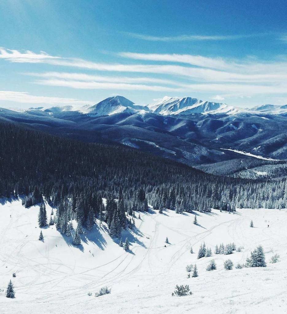 byjessiekay's tweet photo. I've had nothing but this on the brain lately. Can't wait to get on the sticks. 🎿⛷ #skisea… https://t.co/jtLOKDldMh https://t.co/ieR2vHgQRZ
